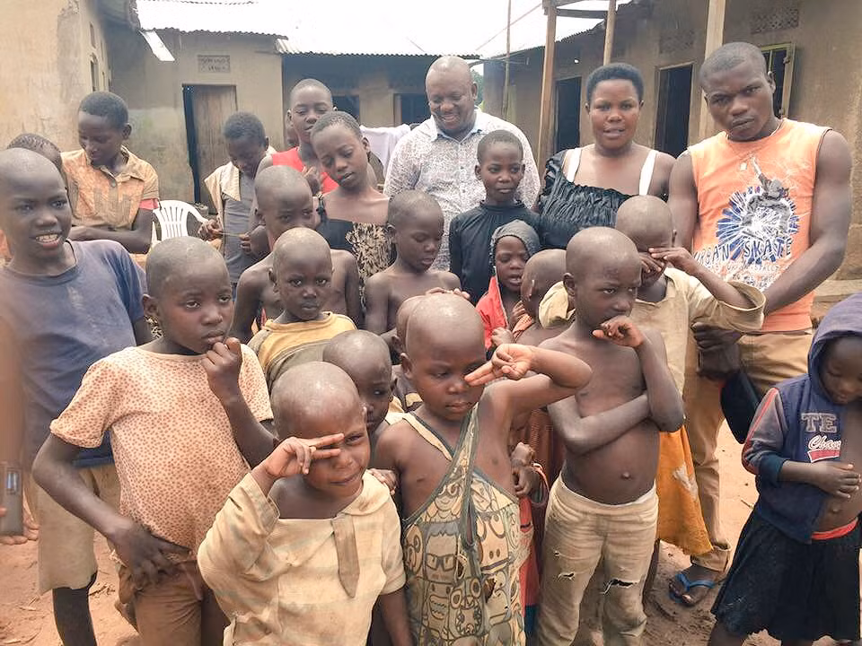 Hiện tại, dù đã có thể ngừng sinh đẻ nhưng cuộc sống của gia đình Mariam vẫn rất khó khăn.