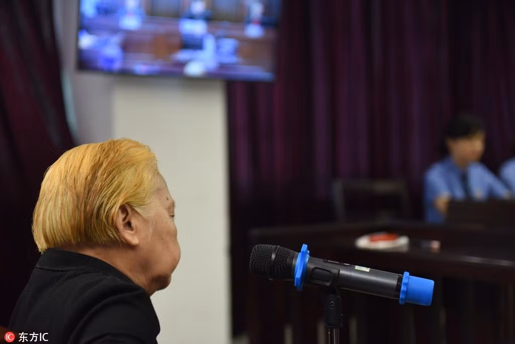 Mẹ tự tay đầu độc con đến chết và sự thật đau xé lòng - Hình 3 Me tu tay dau doc con den chet va su that dau xe long-Hinh-3