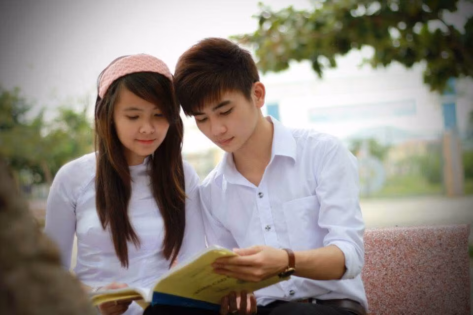 Chơi thể thao hiện vẫn là thói quen hằng ngày của Đồng cả ở trường lẫn ở nhà. Theo anh, thể thao ngoài rèn luyện sức khỏe còn giúp tôi luyện.