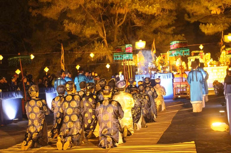 Lễ tế Nam Giao là một nghi lễ quan trọng bậc nhất dưới chế độ phong kiến nhằm khẳng định tính chính thống của một triều đại và đồng thời cũng là dịp khẳng định sức mạnh uy quyền tối cao nhất của “thiên tử”.