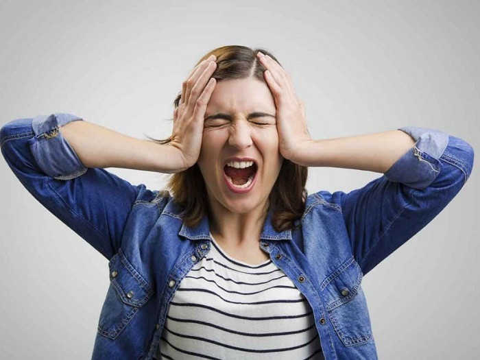 Hờn dỗi, cáu gắt. Y học Trung Quốc cho rằng, cội nguồn của mọi bệnh tật là do khí hư. Phụ nữ hờn dỗi dễ gây ra các bệnh phụ khoa và bệnh vú.