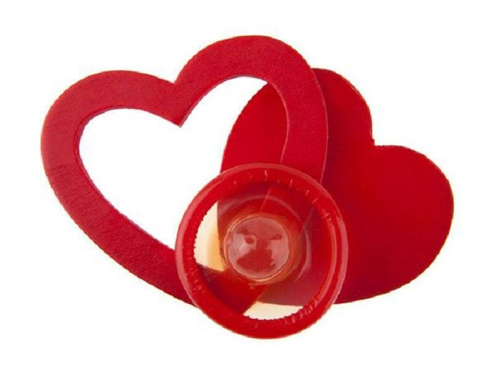 Đặc biệt, nên thực hiện các biện pháp tránh thai an toàn. Nạo phá thai có thể khiến nội mạc tử cung ngày càng mỏng. Thậm chí gây nên hiện tượng dính buồng tử cung nguy hiểm. Ảnh: Sohu, Internet.