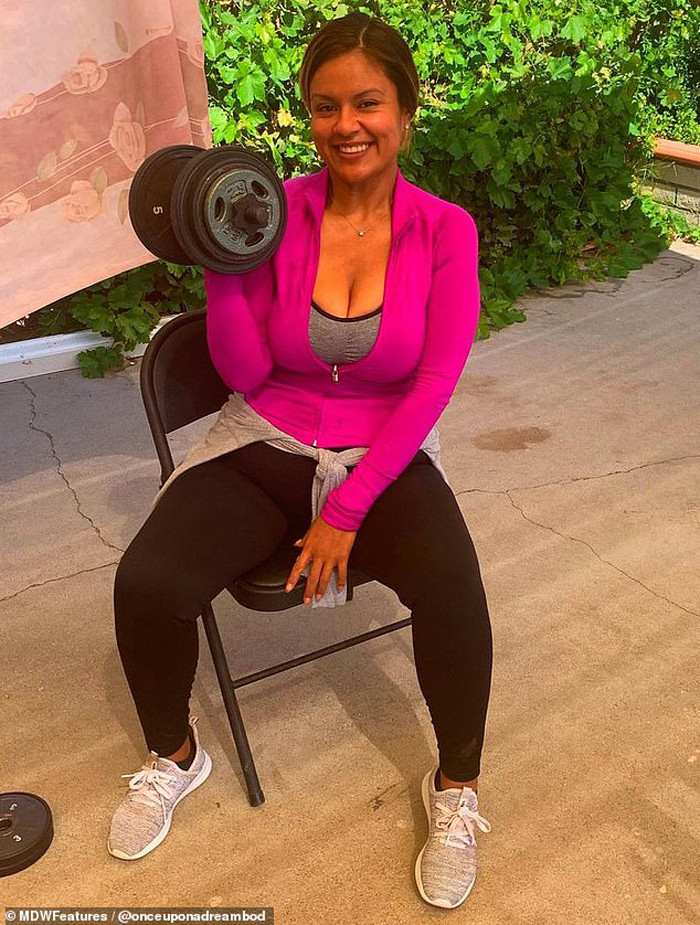 Natalie sốc. Cô cố gắng giảm được 23kg trong vòng 2 năm nhờ tuân theo chế độ ăn kiêng kết hợp luyện tập. Cụ thể, Natalie loại bỏ hamburger, khoai tây chiên trong thực đơn, thay thế bằng các món ức gà, rau xanh. Cô cũng dành 2 giờ ở phòng tập mỗi ngày.