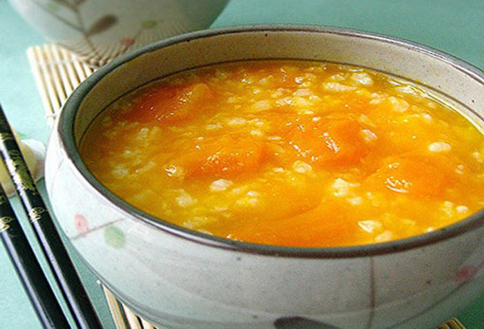 Đặc biệt, cháo yến mạch bí ngô còn có tác dụng gây no lâu. Nó rất thích hợp đưa vào thực đơn của những người giảm cân.