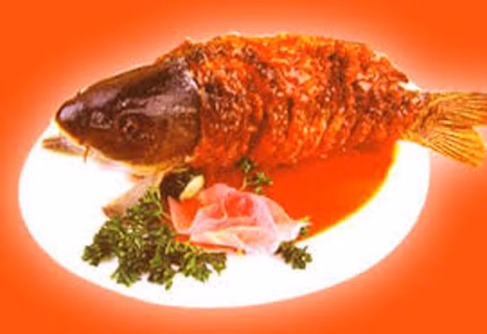 Món ăn ngon miệng song vấp phải nhiều ý kiến phản đối do cách đối xử tàn ác tận cùng đối với con vật bé nhỏ.