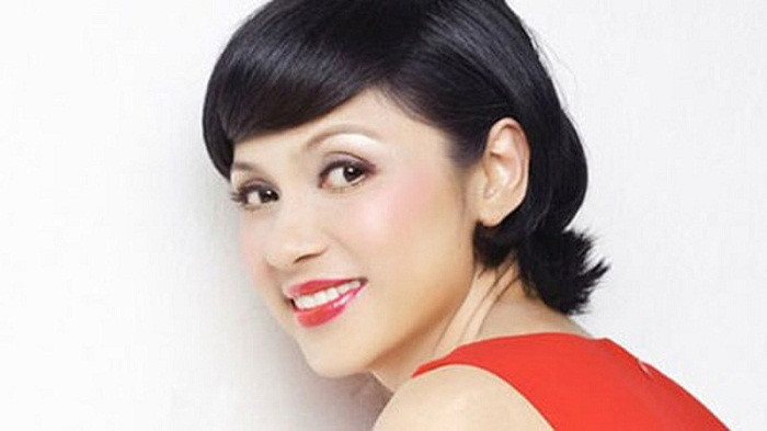 Chia sẻ về bí quyết giữ gìn sắc vóc đáng mơ ước như hiện tại, Việt Trinh cho biết cô thường xuyên luyện tập thể thao kết hợp ăn chay trường trong nhiều năm.