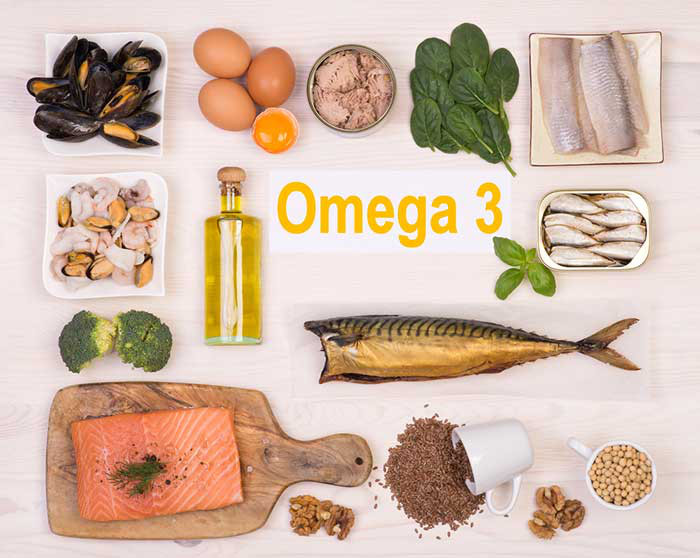 Nhóm Axit béo omega-3. Nhóm axit béo này được tìm thấy chủ yếu trong trứng, cá thu, cá trích, cá mòi, cá hồi, dầu gan cá, hàu, hạt lanh, óc chó, hạt chia, đậu nành…