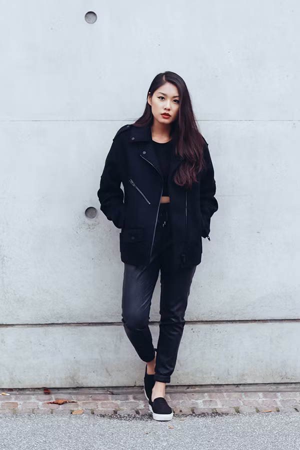 Lê Thảo Nhi, 19 tuổi là nữ du học sinh Việt tại Đức sở hữu trang blog mang tên Daphale thu hút nhiều bạn trẻ quan tâm, yêu thích thời trang.