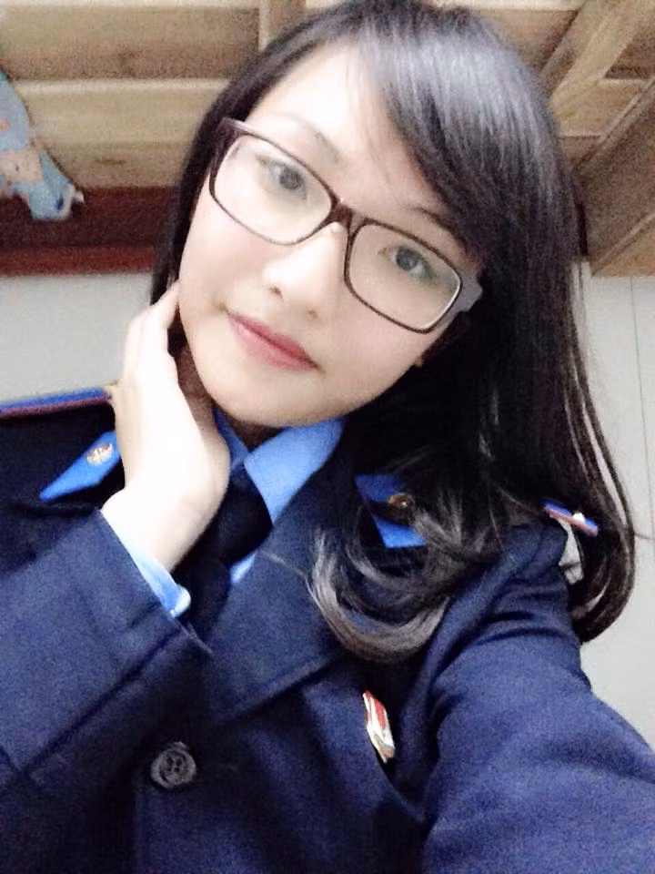 Minh Hiếu đính chính, cô đúng là học viên Học viện Cảnh sát nhưng hiện theo học chuyên ngành Tư pháp hình sự, không phải thuộc bên Kiểm soát như những gì dân mạng đã lan truyền.