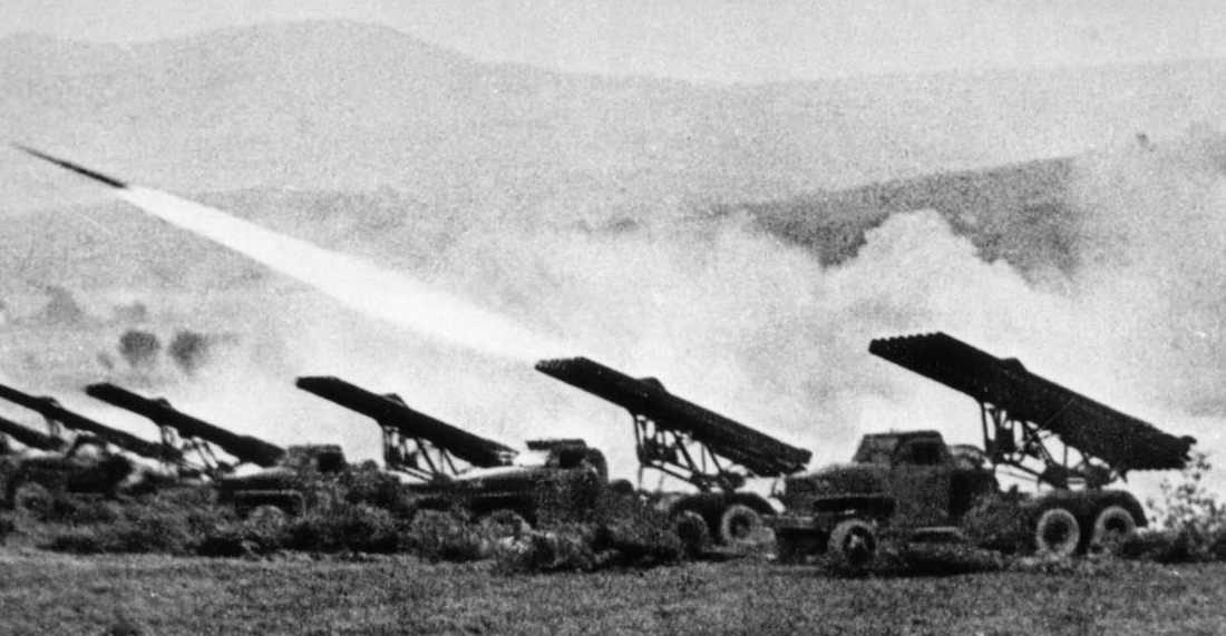 Pháo phản lực Katyusha - loại vũ khí huyền thoại của Hồng quân Liên Xô trong Chiến tranh thế giới thứ hai khiến quân Đức "kinh hồn bạt vía" (1944). Ảnh: Tư liệu TTXVN