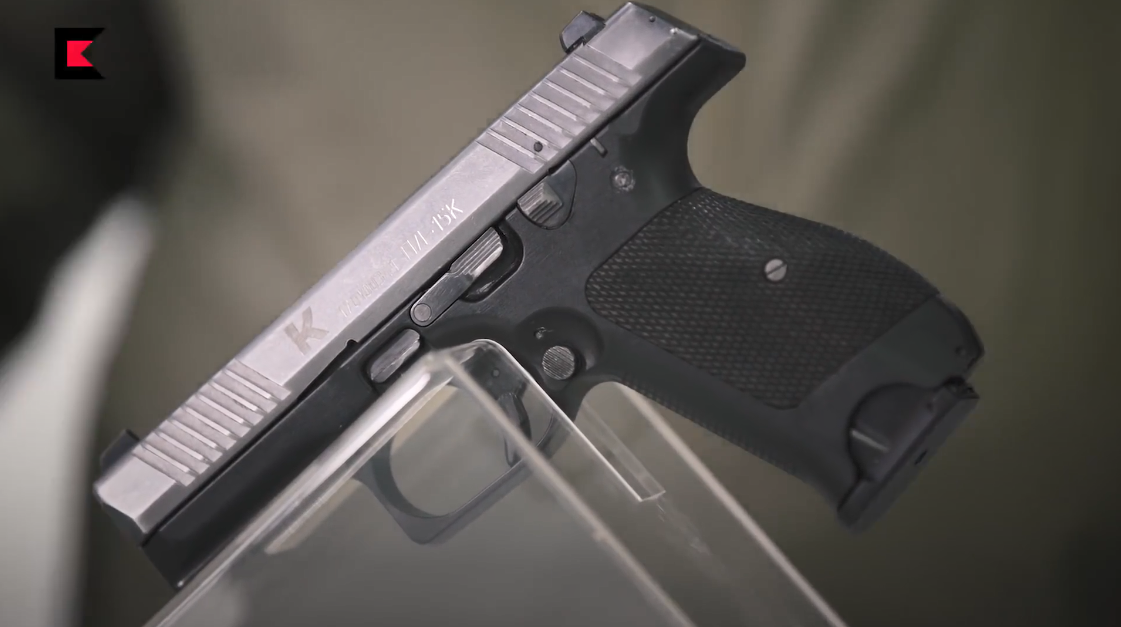 Về PL-15 đây là một trong những mẫu súng ngắn nổi bật nhất của Tập đoàn Kalashnikov trong thời gian gần đây, được phát triển và ra mắt lần đầu tiên vào năm 2016. Nguồn ảnh: Kalashnikov.
