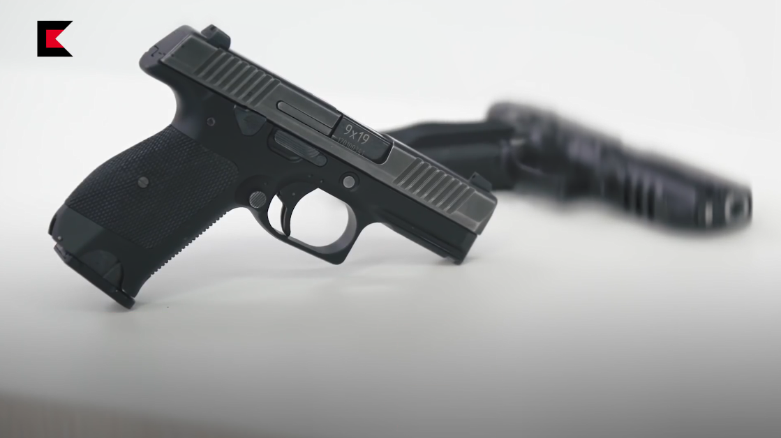 Dù vậy vẫn hy vọng trong tương lai gần Việt Nam sẽ có cơ hội nâng cấp toàn diện các mẫu súng ngắn có trong biên chế lực lượng vũ trang hiện tại bằng các loại súng ngắn hiện đại hơn, và Lebedev PL-15K là một trong số đó. Nguồn ảnh: Kalashnikov.