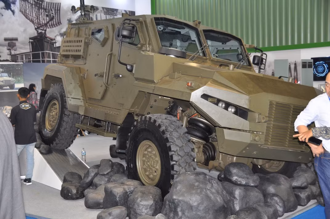 Xe bọc thép chiến thuật đa nhiệm T815 Patriot MATMMV một sản phẩm mới của công ty Excalibur Army, Cộng hòa Czech tại IndoDefence 2018 Nguồn ảnh: bmpd.
