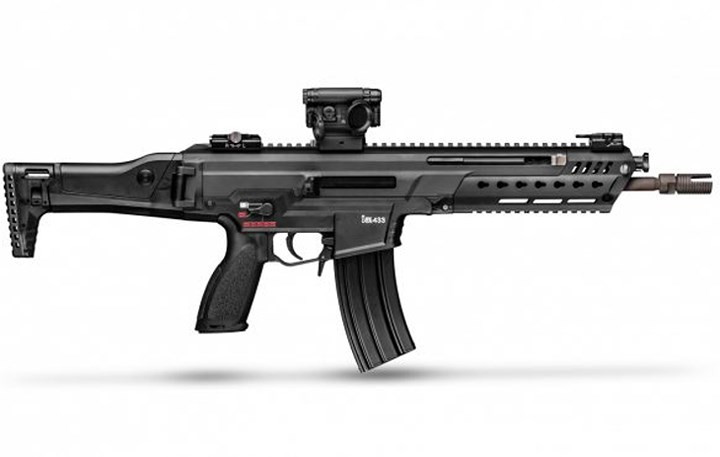 Giống với mọi khẩu súng hiện đại khác ngày nay, HK433 cũng được thiết kế các rãnh kỹ thuật để gắn thêm phụ kiện ngoài. Ảnh: thefirearmblog.