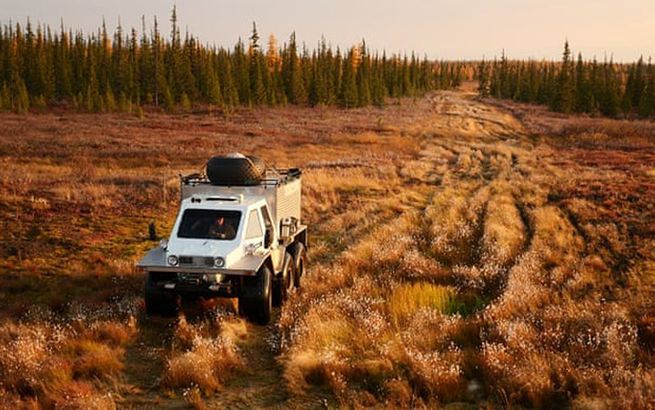 Ngày nay, để tiếp cận tuyến đường sắt này, người ta phải dùng đến các loại xe chuyên dụng đi được qua nhiều loại địa hình và thời tiết.