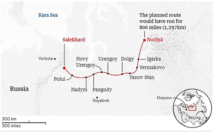 Tuyến đường sắt Liên Xô trên được nhà lãnh đạo Liên Xô Stalin khởi xướng năm 1947, dự kiến kết nối những vùng xa xôi hẻo lánh, địa hình hiểm trở của vùng gần Bắc cực.