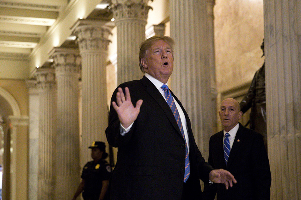 Con ac mong cho quan chuc Nha Trang neu dang Dan chu gianh Ha vien-Hinh-3