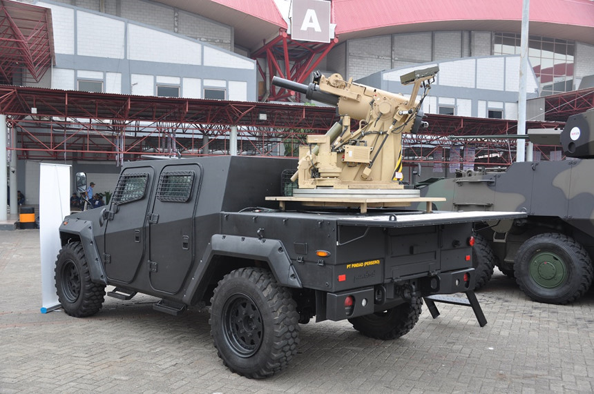 Hệ thống cối RMS được lắp trên tháp pháo có thể quay 360 độ, cùng hệ thống điều khiển hỏa lực hiện đại. Nó đạt tầm bắn 7 km với cối 120 mm. Cối là vũ khí có hỏa lực mạnh, chi phí thấp, hiệu quả tác chiến cao. Súng cối dù đã được sử dụng trong quân đội các nước hơn 100 năm nhưng nó vẫn rất hữu dụng và gần như không lỗi thời.