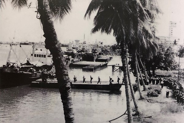 Chien dich do bo Ta Lon: Su menh dac biet cua Hai quan Viet Nam (ky 1)