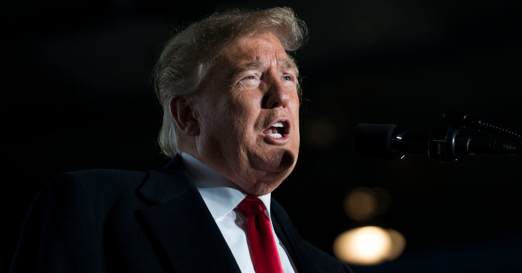 “Cuộc bầu cử này sẽ quyết định việc chúng ta tiếp tục xây dựng một sự thịnh vượng phi thường… hay là chúng ta để những người Dân chủ cực đoan kiểm soát quốc hội và sau đó họ tàn phá nền kinh tế và tương lai đất nước” , ông Trump phát biểu tại cuộc vận động ở bang Montana ngày 4/11.