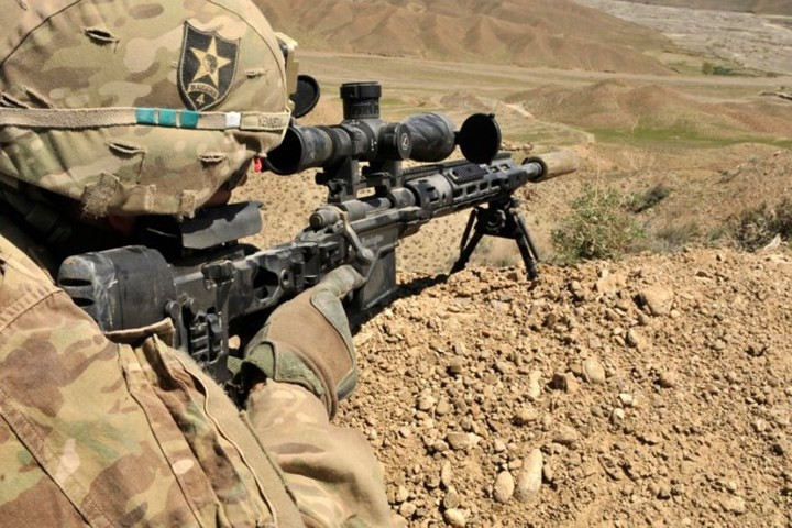 Súng bắn tỉa M2010 cải tiến có tầm bắn hiệu quả lên tới gần 1.200m.