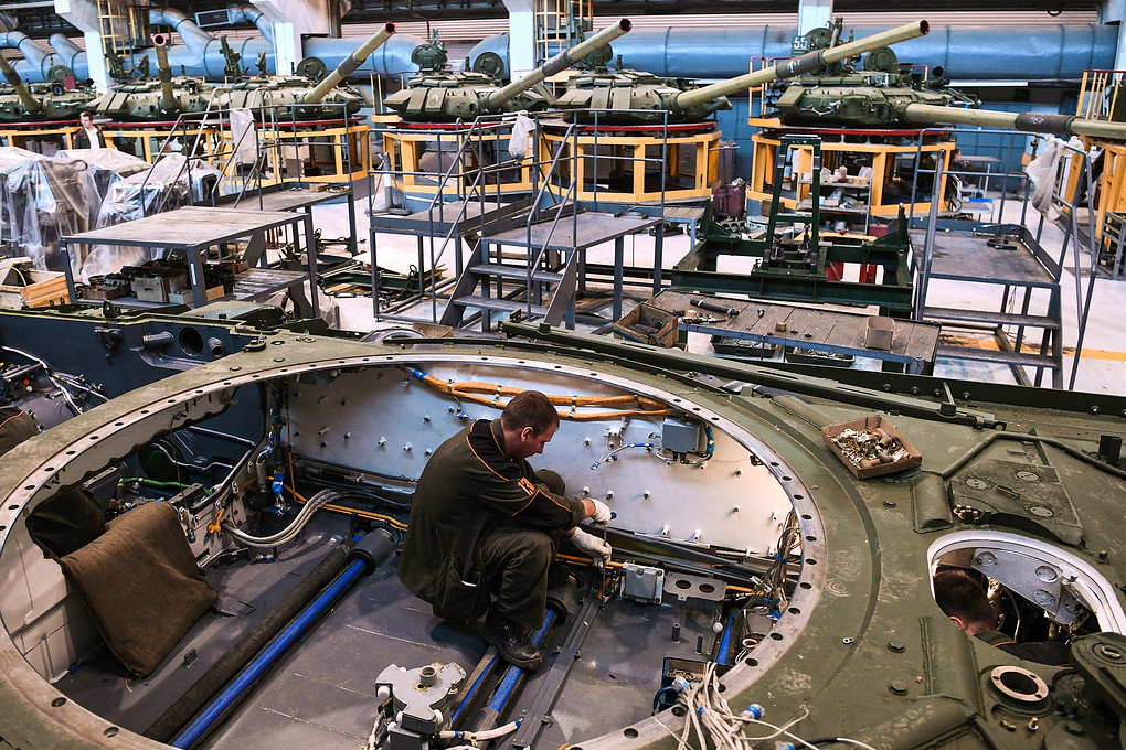 Triển lãm hàng không quốc tế Chu Hải 2018 có sự tham gia của những công ty quốc phòng hàng đầu của Nga và Tập đoàn Rostec là một trong số đó, mặt dù là triểm lãm công nghệ hàng không nhưng tại Chu Hải các loại vũ khí mặt đất hiện đại và mới nhất của Trung Quốc và một số nước cũng được giới thiệu tại đây. Nguồn ảnh: gurkhan.blogspot.