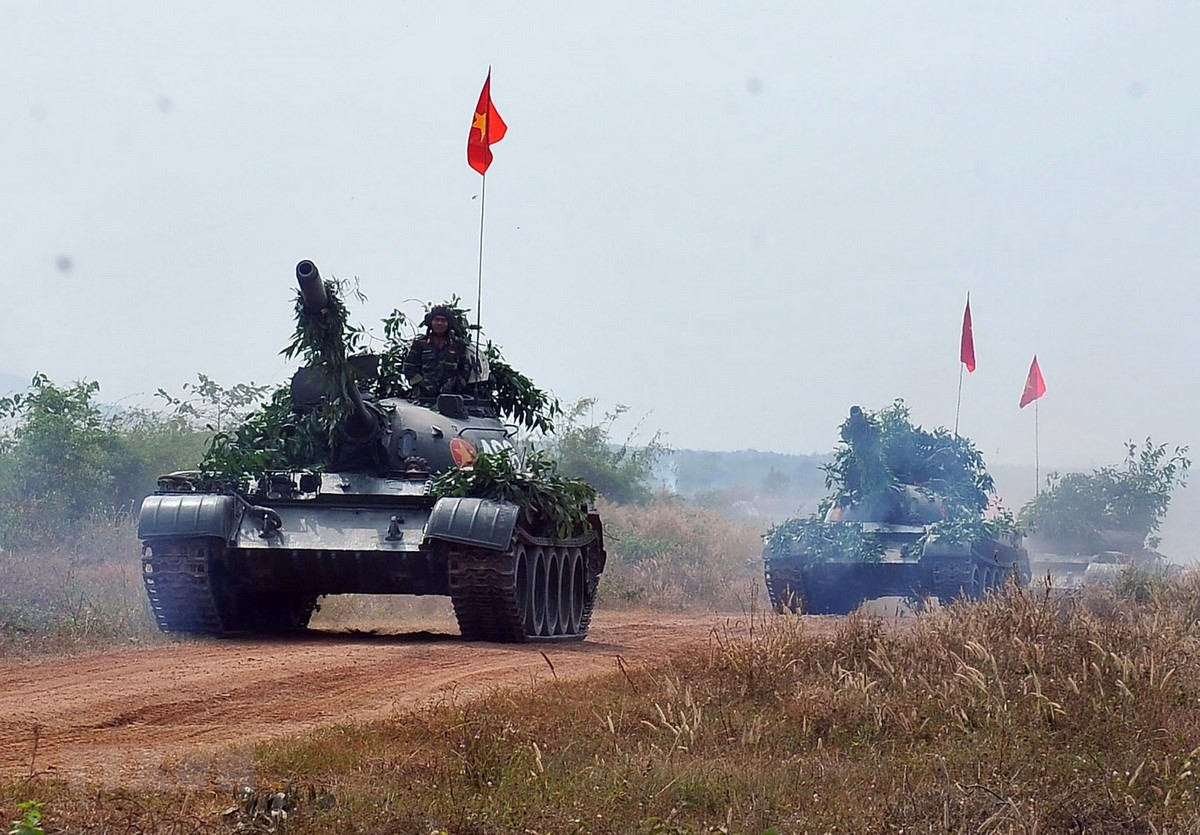 Bên cạnh việc có tuổi đời phục vụ đã khá dài thì bản thân thiết kế của T-55 Việt Nam cũng bộc lộ nhiều hạn chế so với yêu cầu tác chiến hiện đại. Và một trong số đó có thể nói đến là năng lực lội nước hạn chế của xe tăng T-55, đây cũng là điểm yếu đối với cả các dòng xe tăng chiến đấu chủ lực hiện đại ngày nay. Trọng Đức/TTXVN.