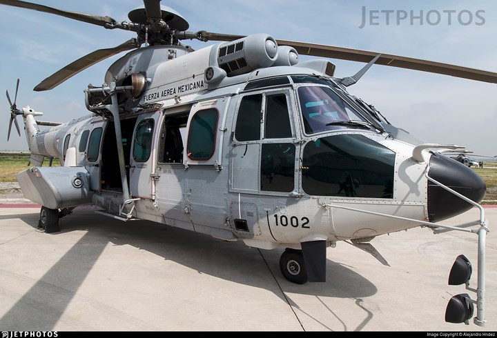 Tốc độ tối đa của EC-725 là 324km/h; tốc độ hành trình 285km/h; tầm bay 857km; trần bay 6.095m.