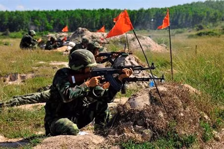 Bộ binh nổ súng tiêu diệt mục tiêu