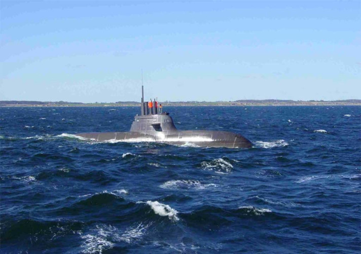 Vũ khí trên tàu ngầm Type-212 gồm 8 ống phóng ngư lôi 533 mm. Ống phóng này có thể bắn loại ngư lôi dẫn hướng bằng cáp quang DM24A. Type-212 còn có trang bị 1 hệ thống tên lửa đối không tầm thấp IDAS để chống lại các mối đe dọa đường không tầm thấp. Ảnh: Military-Today.