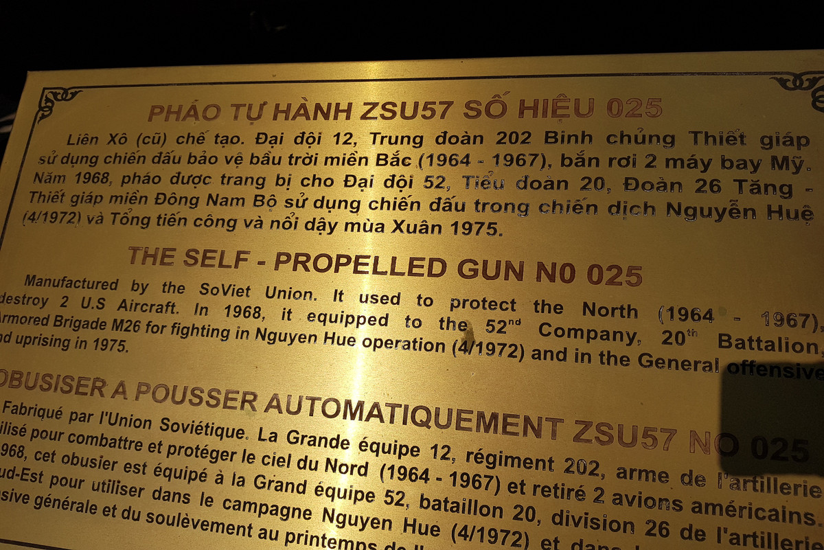 Trong ảnh là tổ hợp pháo phòng không ZSU-57-2 mang số hiệu “025” được trưng bày tại Bảo tàng Quân sự Việt Nam, từng thuộc trang bị Đại đội 12, Trung đoàn 202, binh chủng Tăng thiết-giáp sử dụng bảo vệ bầu trời miền Bắc (1964-1967), bắn rơi hai máy bay Mỹ.