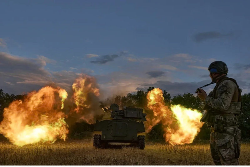 Tại khu vực Kursk, mặc dù cả Nga và Ukraine đều triển khai các đơn vị chủ lực, nhưng không bên nào đạt được tiến triển mang tính quyết định. Cuộc chiến tại đây lại một lần nữa chuyển thành chiến tranh tiêu hao thuần túy. Ảnh: Getty Images.