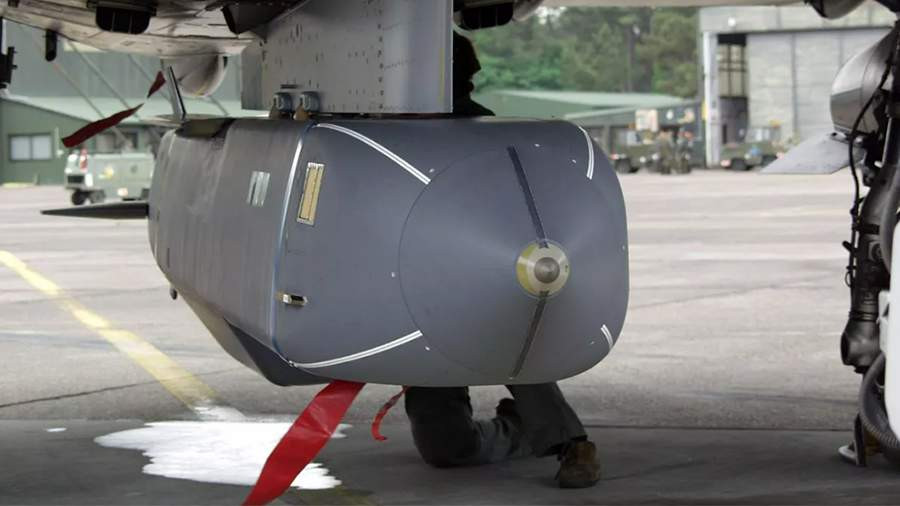 Trong khi đó, thông tin về việc Ukraine có thể sử dụng tên lửa Storm Shadow ngoài khu vực tác chiến càng làm tình hình thêm phức tạp. Các chuyên gia cảnh báo, điều này sẽ mở rộng phạm vi tấn công vào sâu trong lãnh thổ Nga, đe dọa trực tiếp tới nhiều cơ sở quân sự quan trọng.