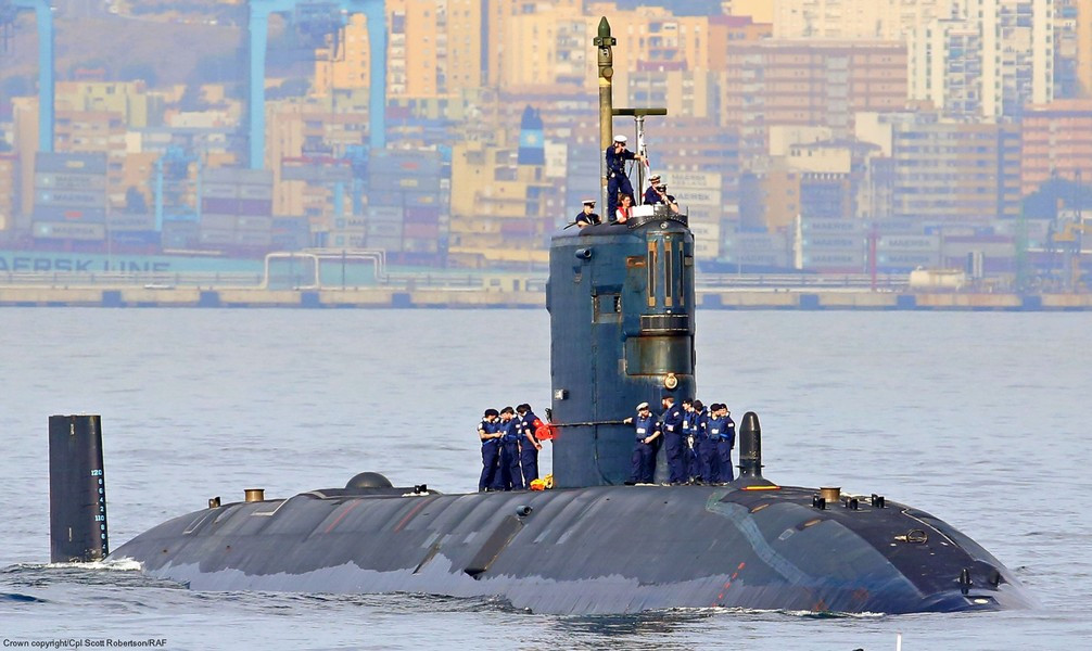 Tau ngam hat nhan nho nhat the gioi cua Phap chinh thuc 'nghi huu'-Hinh-14