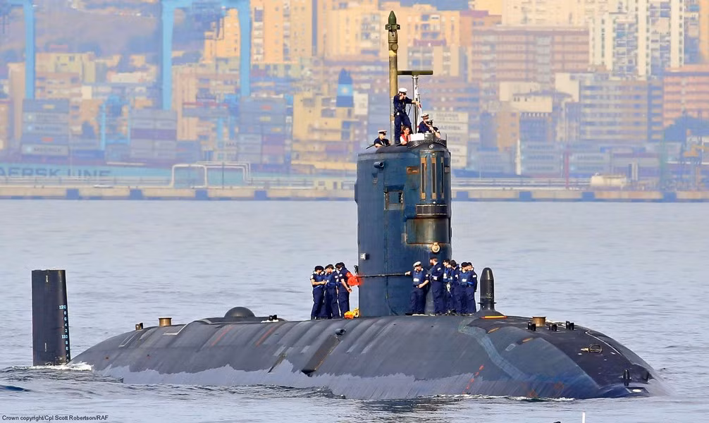 Tau ngam hat nhan nho nhat the gioi cua Phap chinh thuc 'nghi huu'-Hinh-14