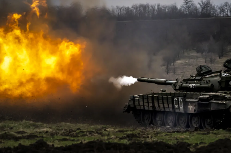 Tại hướng Pokrovsk, giao tranh với đối phương vẫn tiếp diễn, khi đối phương có ưu thế vượt trội về nhân lực. Ảnh: Anadolu Agency.