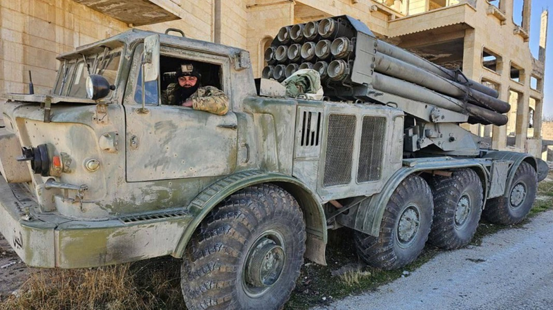 Được biết, lực lượng đối lập Syria đã bắt đầu sử dụng các loại pháo hạng nặng này để tiến hành các hoạt động chiến đấu, và căn cứ không quân Nga có thể trở thành mục tiêu tiếp theo của họ. Ảnh: Topwar.