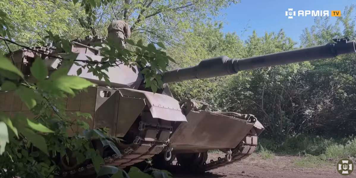 Do đó, việc triển khai M1A1SA Abrams trên chiến trường đòi hỏi các lực lượng Ukraine phải áp dụng các chiến lược linh hoạt và chính xác hơn để giảm thiểu rủi ro.