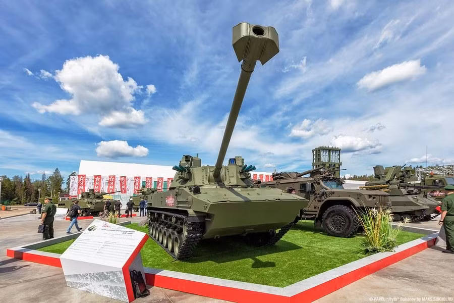 Mặc dù vậy, sau khoảng thời gian phục vụ quá dài, cối tự hành Nona không còn đáp ứng đầy đủ các yêu cầu của chiến trường hiện đại, cần phải sớm có sản phẩm thay thế.