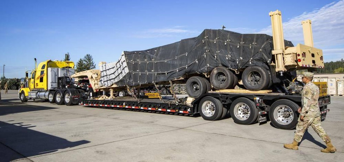 Do vậy vũ khí trên sẽ tấn công những mục tiêu chiến lược được bảo vệ tốt của kẻ thù tiềm tàng, bất chấp đối phương có bố trí dày đặc hệ thống phòng không xung quanh đi nữa.