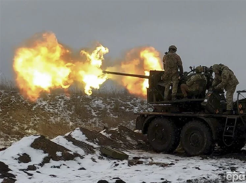 Điều này đủ để cho thấy tầm quan trọng của ngôi làng. Hiện tại, điều Quân đội Nga cần làm là tranh thủ trước khi Quân đội Ukraine phản công, củng cố các vị trí ở Novoivanovka, đồng thời mở rộng ra xung quanh để chiếm thêm các vị trí xung quanh. Ảnh: EPA.