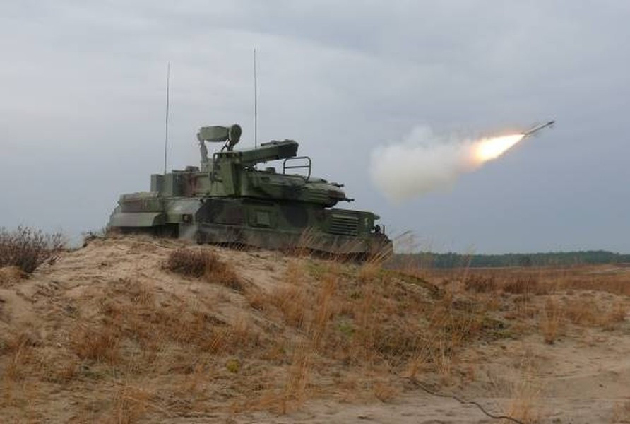 Hiện nay nhiều gói nâng cấp cho Shilka đã được giới thiệu, trong đó phổ biến nhất là thay radar bằng trạm trinh sát quang điện tử, tích hợp tên lửa phòng không loại vác vai và gia cố thêm giáp nhằm chống lại những cuộc tấn công từ UAV cỡ nhỏ.