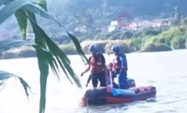 Hậu quả của vụ việc để lại là nỗi đau không gì bù đắp được cho gia đình nam sinh và một bài học sâu sắc cho xã hội về cách nhìn nhận và giải quyết các vấn đề liên quan đến tuổi dậy thì.