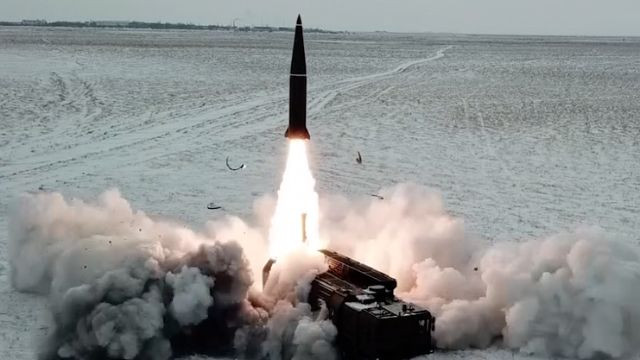 Tuy nhiên, cuộc phản công này lại khiến Ukraine đối diện với nguy cơ leo thang chiến tranh, khiến các phương tiện truyền thông phương Tây cảnh báo về hậu quả. Ảnh: Russian MoD.