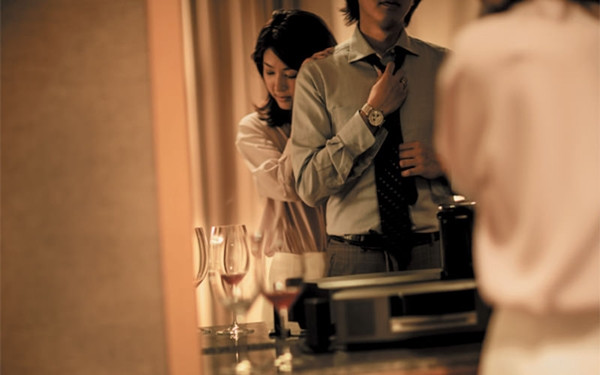 Sau khi cô Trương mang thai và sinh con, Văn đã lập tức ly hôn với vợ vào năm 2020. Tuy nhiên, việc ly hôn của cô Trương gặp nhiều khó khăn và phải mất hai năm mới thành công.