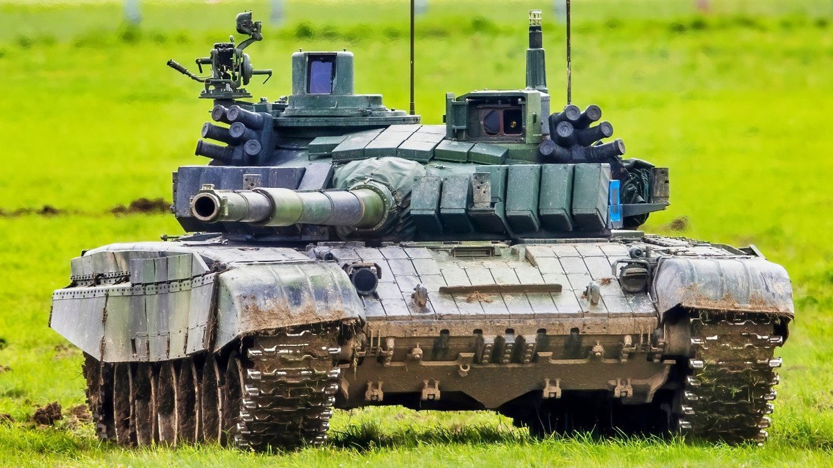 Michael Purcell, cựu trung tá Thủy quân Lục chiến Mỹ và giáo sư an ninh quốc tế tại Đại học George Washington, nhận định: “Nga gặp khó khăn nghiêm trọng cả về vật tư lẫn nhân lực. Do đó, không ngạc nhiên khi Nga tìm kiếm sự hỗ trợ từ Triều Tiên, dù là hệ thống pháo hay đạn dược”.