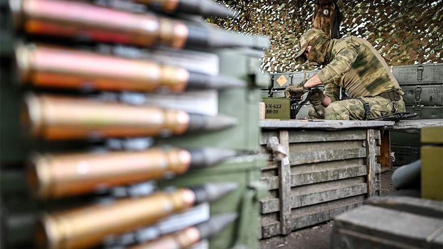 Bối cảnh chiến sự tại Ukraine ngày càng phức tạp, và việc Nga phải tìm kiếm sự hỗ trợ từ các kho vũ khí cũ từ thời Liên Xô hay từ Bình Nhưỡng cho thấy sự bế tắc về nguồn lực của Quân đội Nga trong cuộc chiến kéo dài này. (Nguồn ảnh: Ria Novosti, KCNA, Reuters, Wikipedia, Tass, Bộ Quốc phòng Nga).