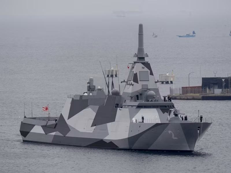 Những thay đổi sẽ được thực hiện cho phiên bản nâng cấp của lớp Mogami bao gồm: lượng giãn nước tiêu chuẩn sẽ tăng lên 4.500 - 4.880 tấn, chiều dài tăng từ 132 mét lên 142 mét và chiều rộng tăng 0,7 mét lên 17 mét.