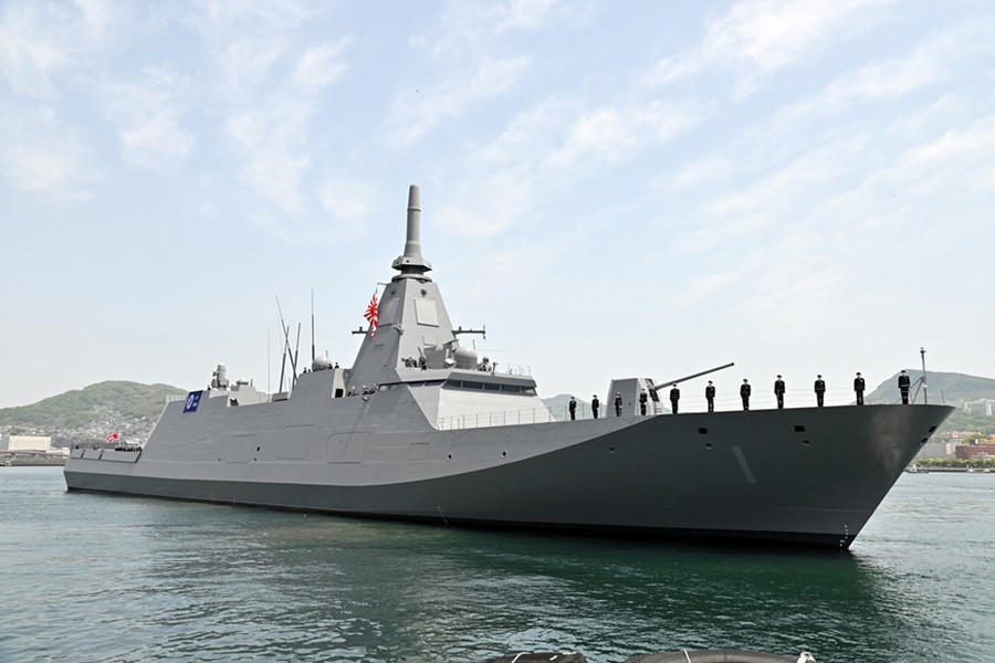 Theo thông báo, tàu hộ vệ JS Nagara mới nhất hiện đang trong quá trình hoàn thiện trên mặt nước, sau đó sẽ là chạy thử trên biển để sẵn sàng bàn giao cho Lực lượng Phòng vệ Hàng hải Nhật Bản vào tháng 3/2026.