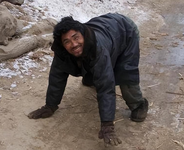 Khi sự tồn tại của "làng bò" được phát hiện, nó mang đến cả thách thức và cơ hội chưa từng có. Nhiều nhà khoa học và chuyên gia y tế đã bắt đầu quan tâm đến ngôi làng, hy vọng có thể giúp cải thiện sức khỏe và kéo dài tuổi thọ của cư dân nơi đây. Bên cạnh đó, cũng có những ý kiến cho rằng cần tôn trọng văn hóa của họ và bảo tồn "làng bò" như một di sản văn hóa quý giá.